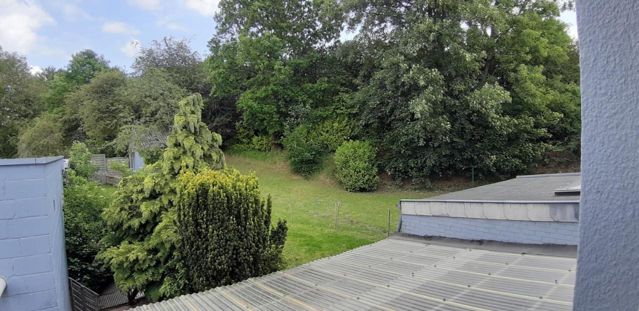 Appartement Duplex Pour 3-4 Personnes A Ciney Eksteriør bilde